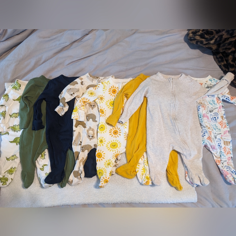 Old Navy 0-3 months